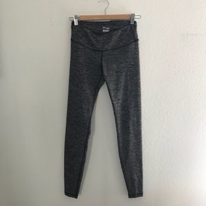 Old Navy Yoga pants. Size S/P.